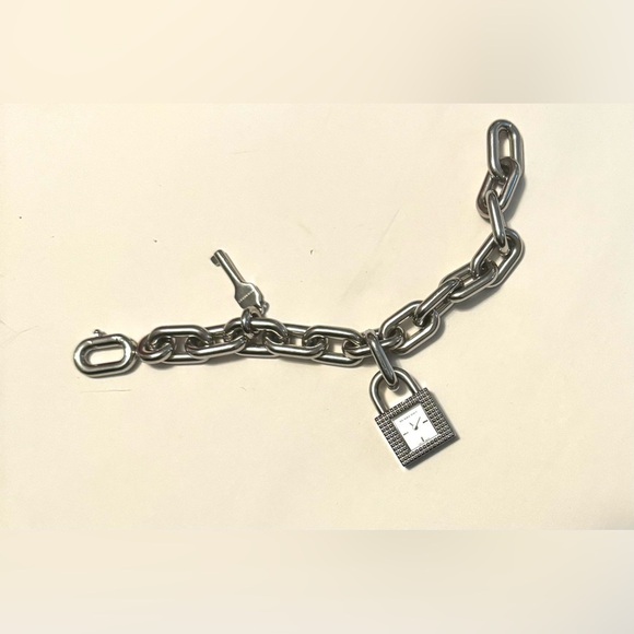 Burberry limited edition 90’s bracelet/charm watch main image 4